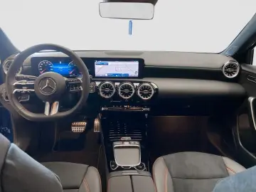 A 180  AMG Advanced AHK WinterPaket