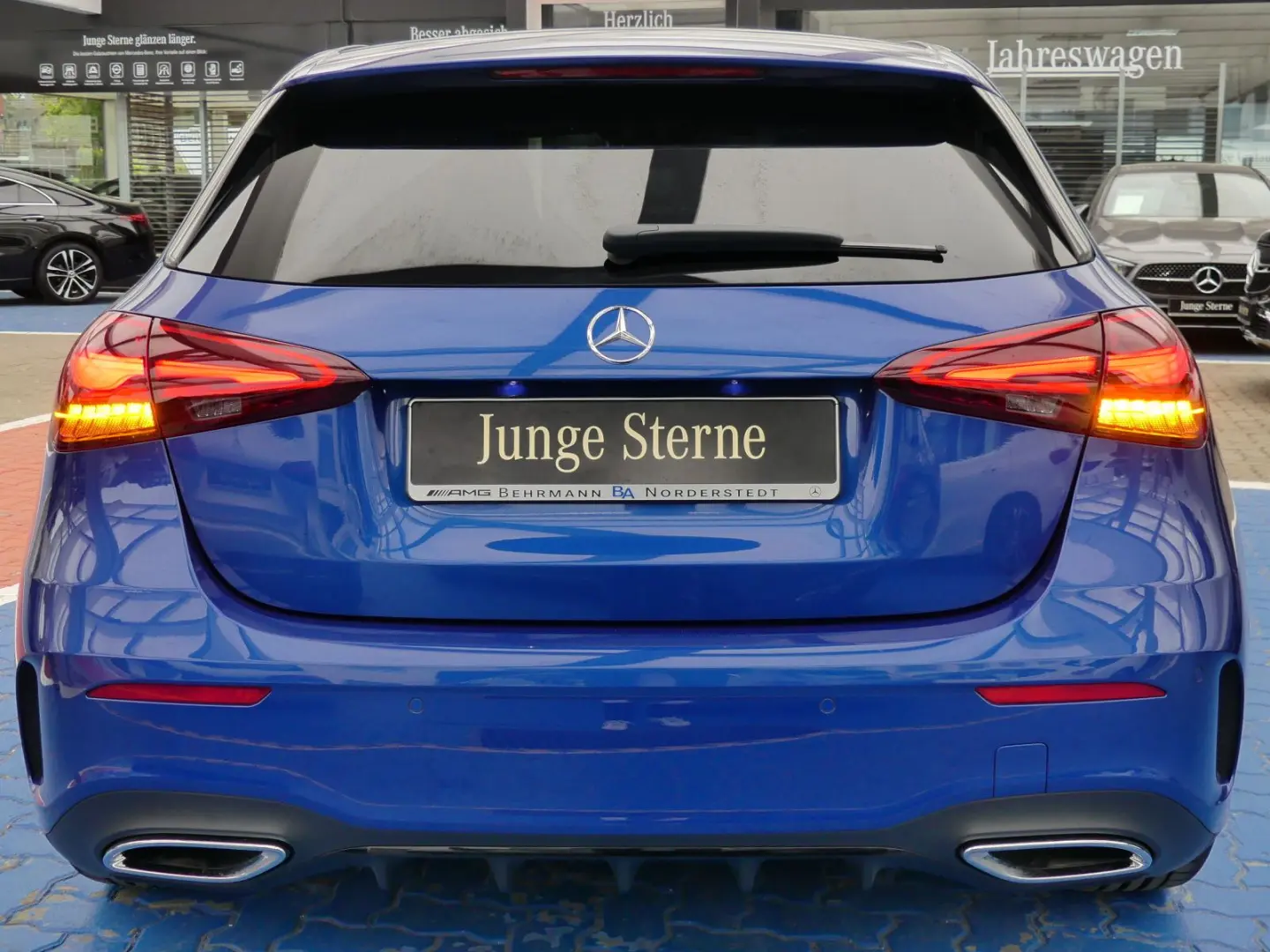 A 200 AMG Line   R-Kamera NightPaket Distronic