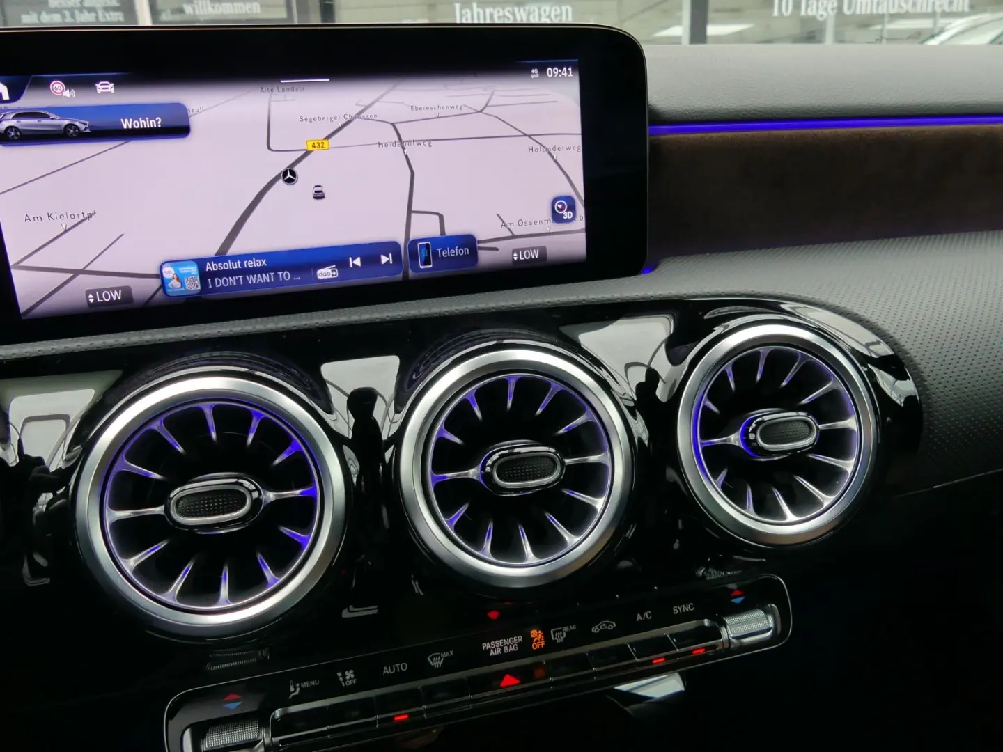 A 200 AMG Line   R-Kamera NightPaket Distronic