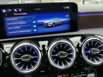 A 200 AMG Line   R-Kamera NightPaket Distronic
