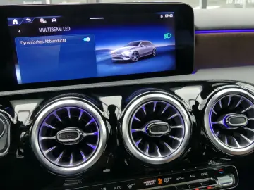 A 200 AMG Line   R-Kamera NightPaket Distronic