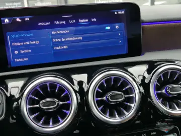 A 200 AMG Line   R-Kamera NightPaket Distronic