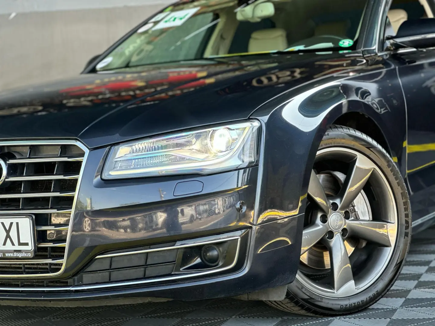 Audi A8
