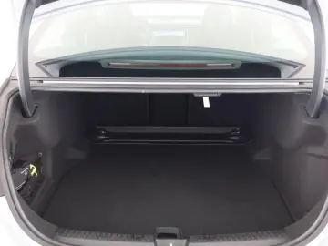 E 200 Avantgarde Distronic 18 Zoll Winter-P.