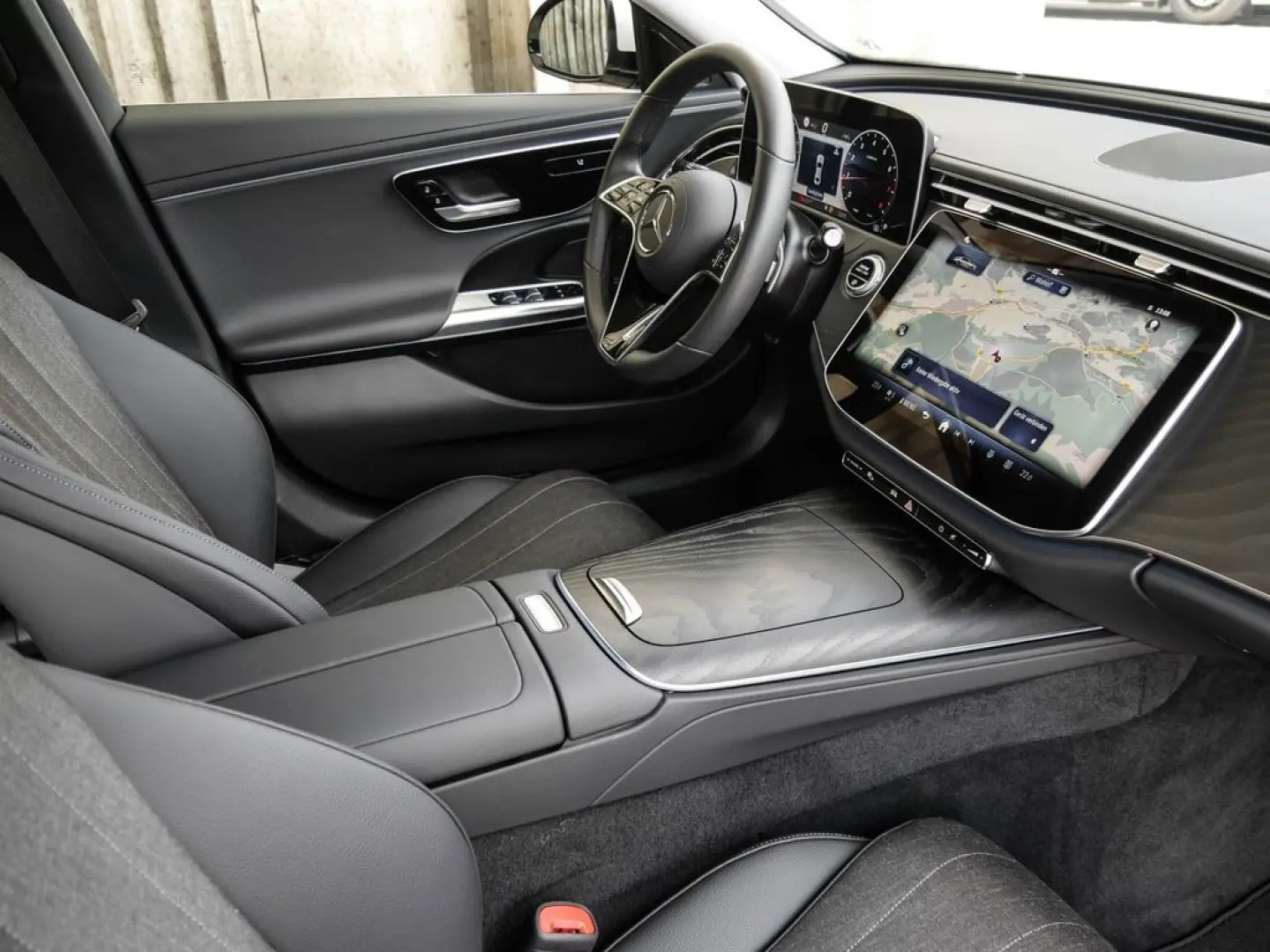 E 200 Lim  Avantgarde LED DISTR NAVI KEYL KAM