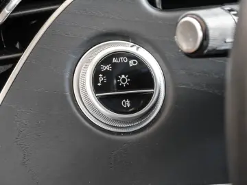 E 200 Lim  Avantgarde LED DISTR NAVI KEYL KAM