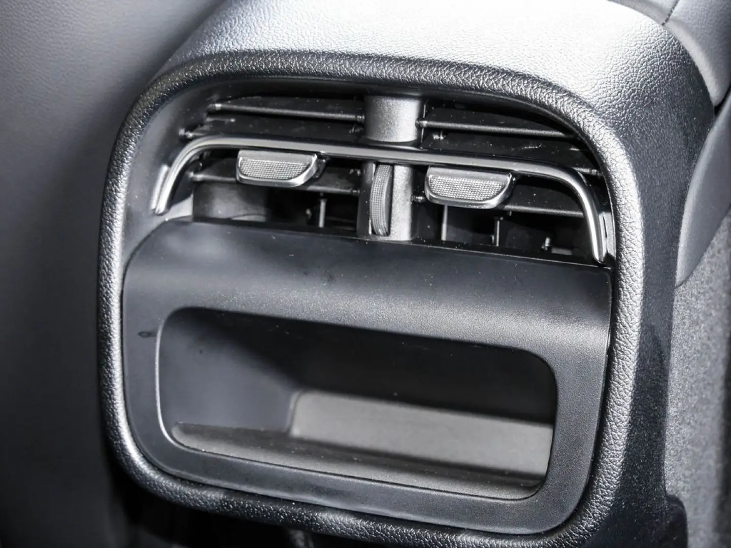 E 200 Lim  Avantgarde LED DISTR NAVI KEYL KAM