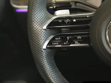 CLE 200 Coupé AMG Line Pano Kamera Totw. Memory