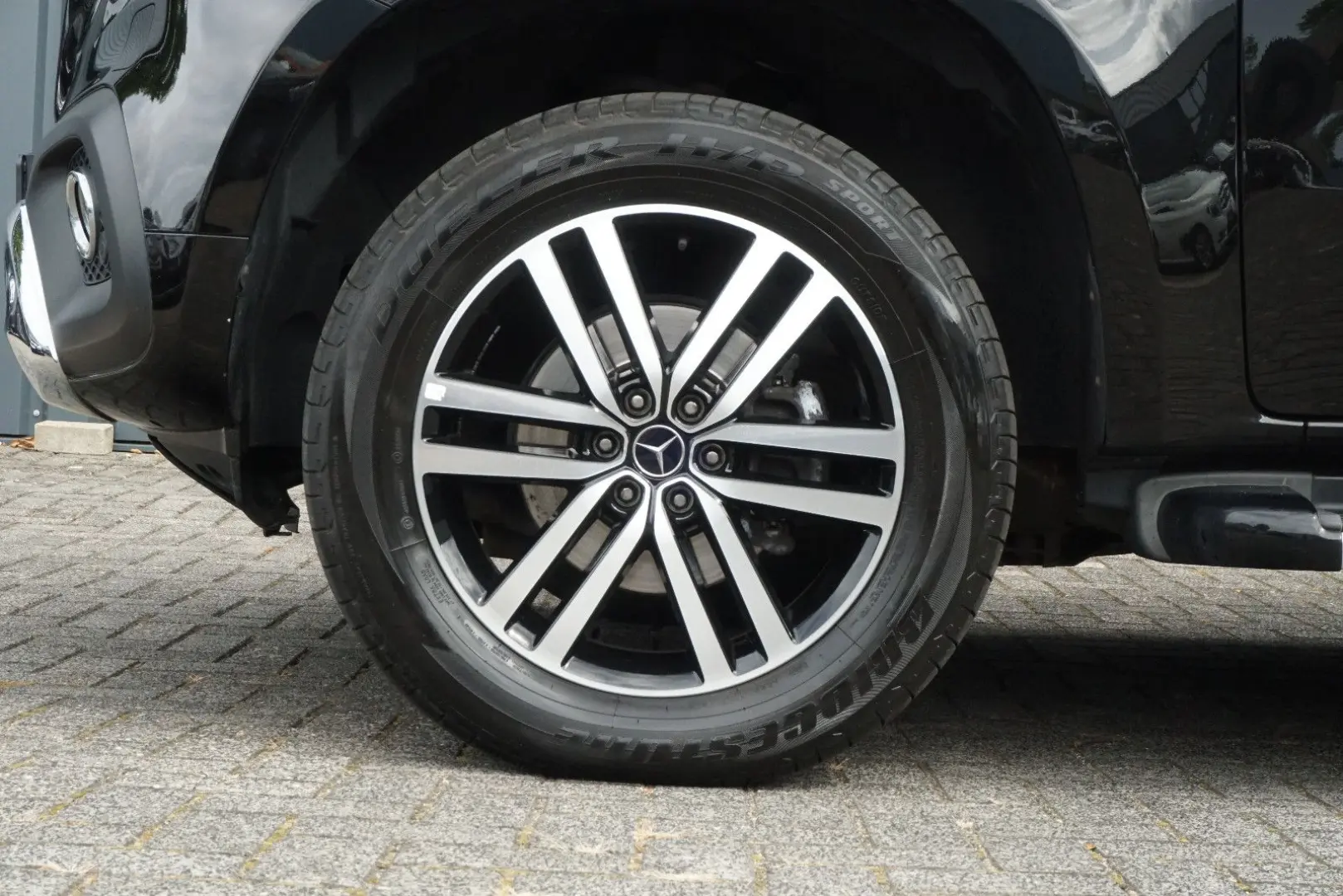 X 350d 4Matic DOKA Edition Power 360  Leder LED