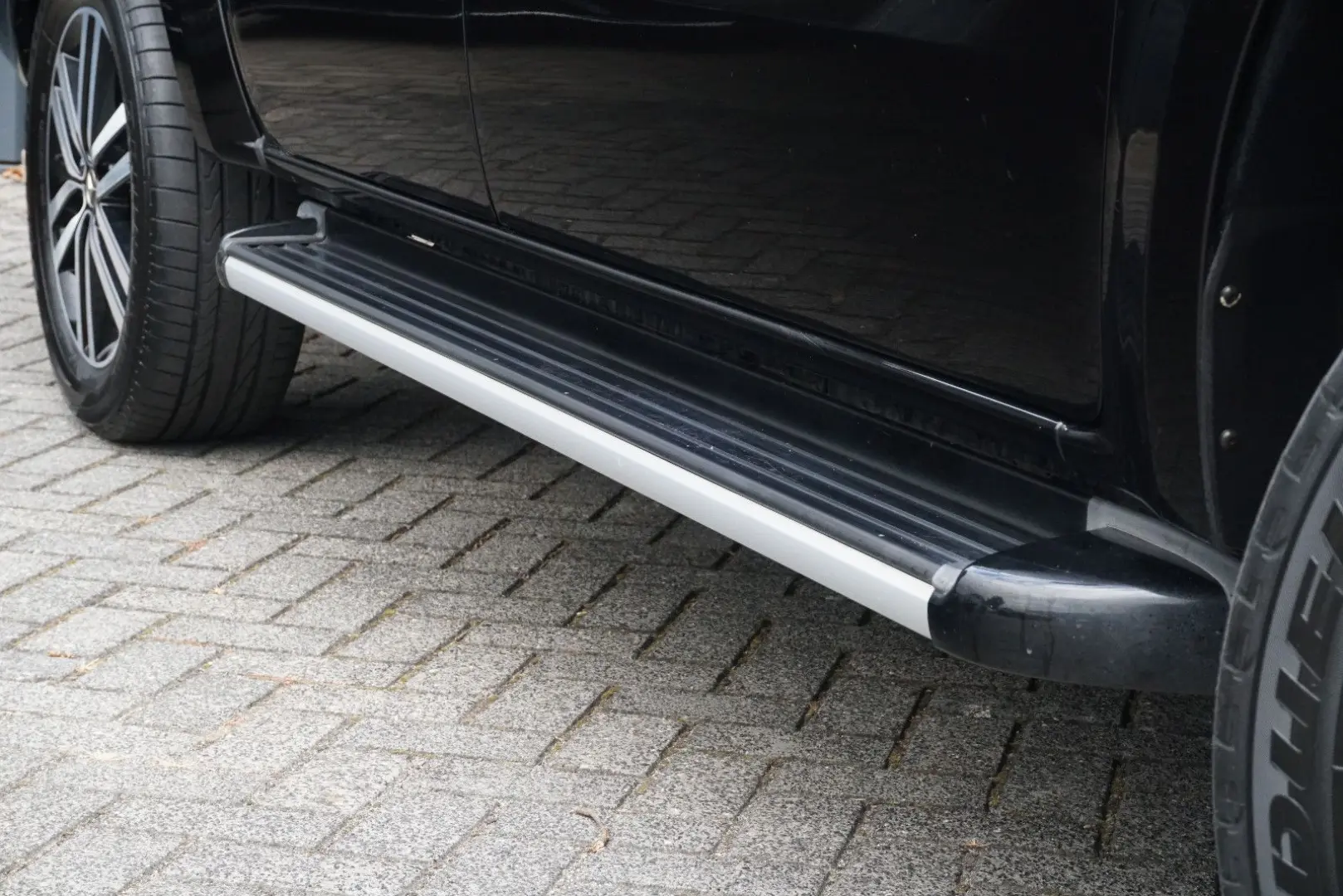 X 350d 4Matic DOKA Edition Power 360  Leder LED