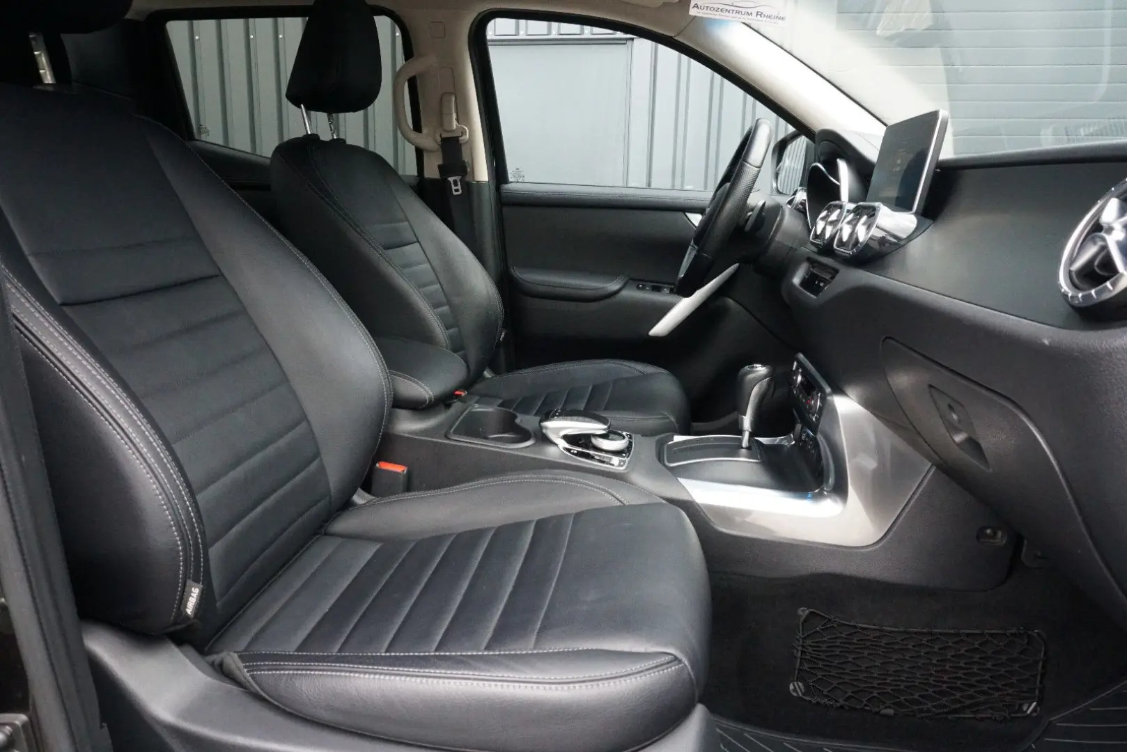 X 350d 4Matic DOKA Edition Power 360  Leder LED