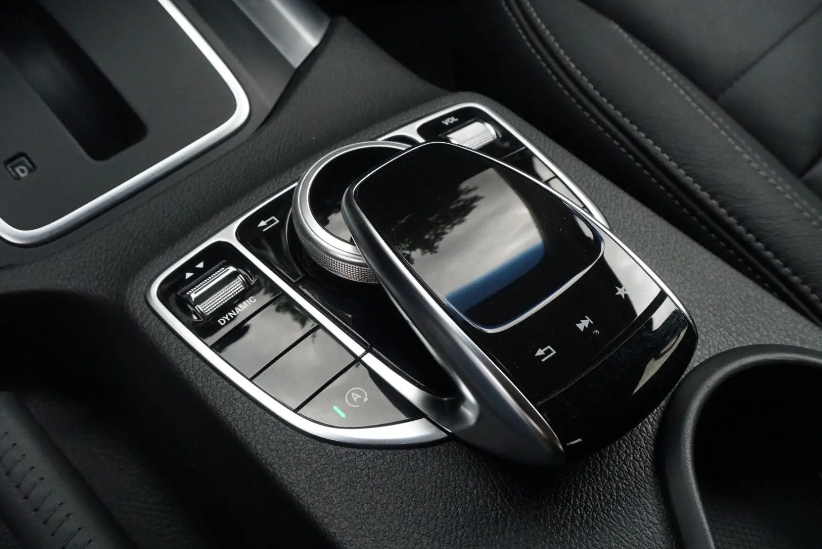 X 350d 4Matic DOKA Edition Power 360  Leder LED
