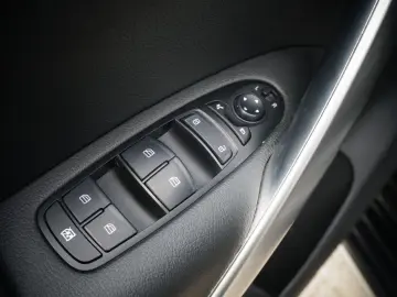X 350d 4Matic DOKA Edition Power 360  Leder LED