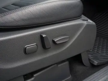 X 350d 4Matic DOKA Edition Power 360  Leder LED
