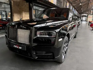 Cullinan Black Badge MY24  Mandarin  4 seat spec