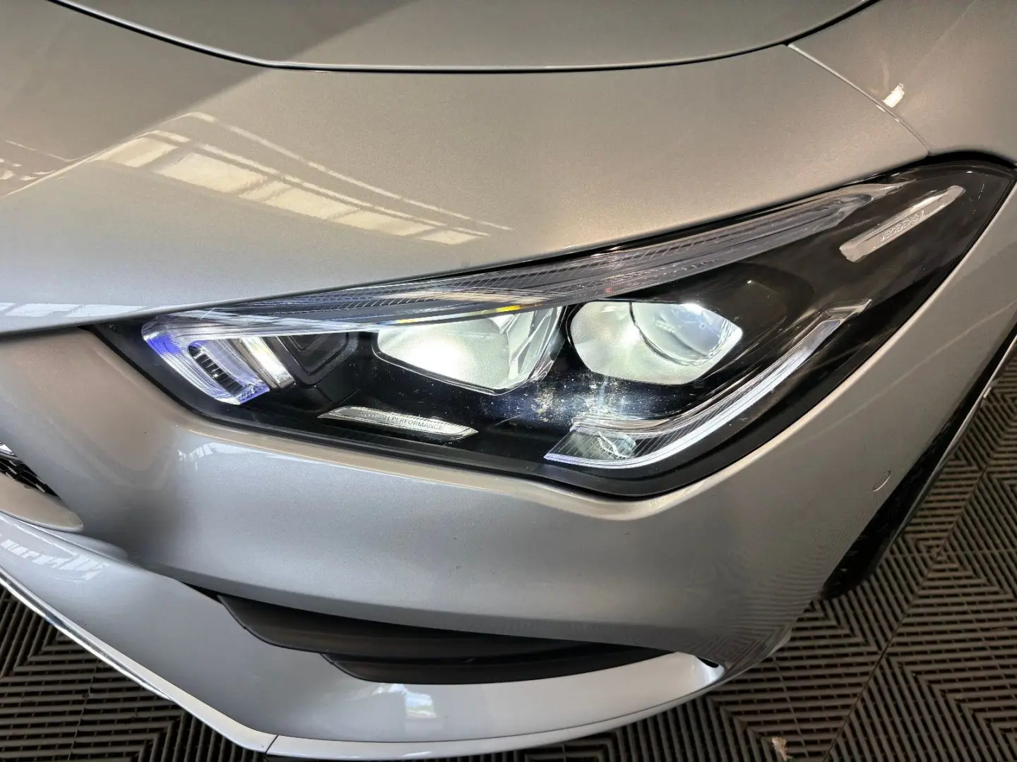 CLA 250 AMG PANO-R.KAM-TEMPO-LED-AHK-AMBIENTE-19