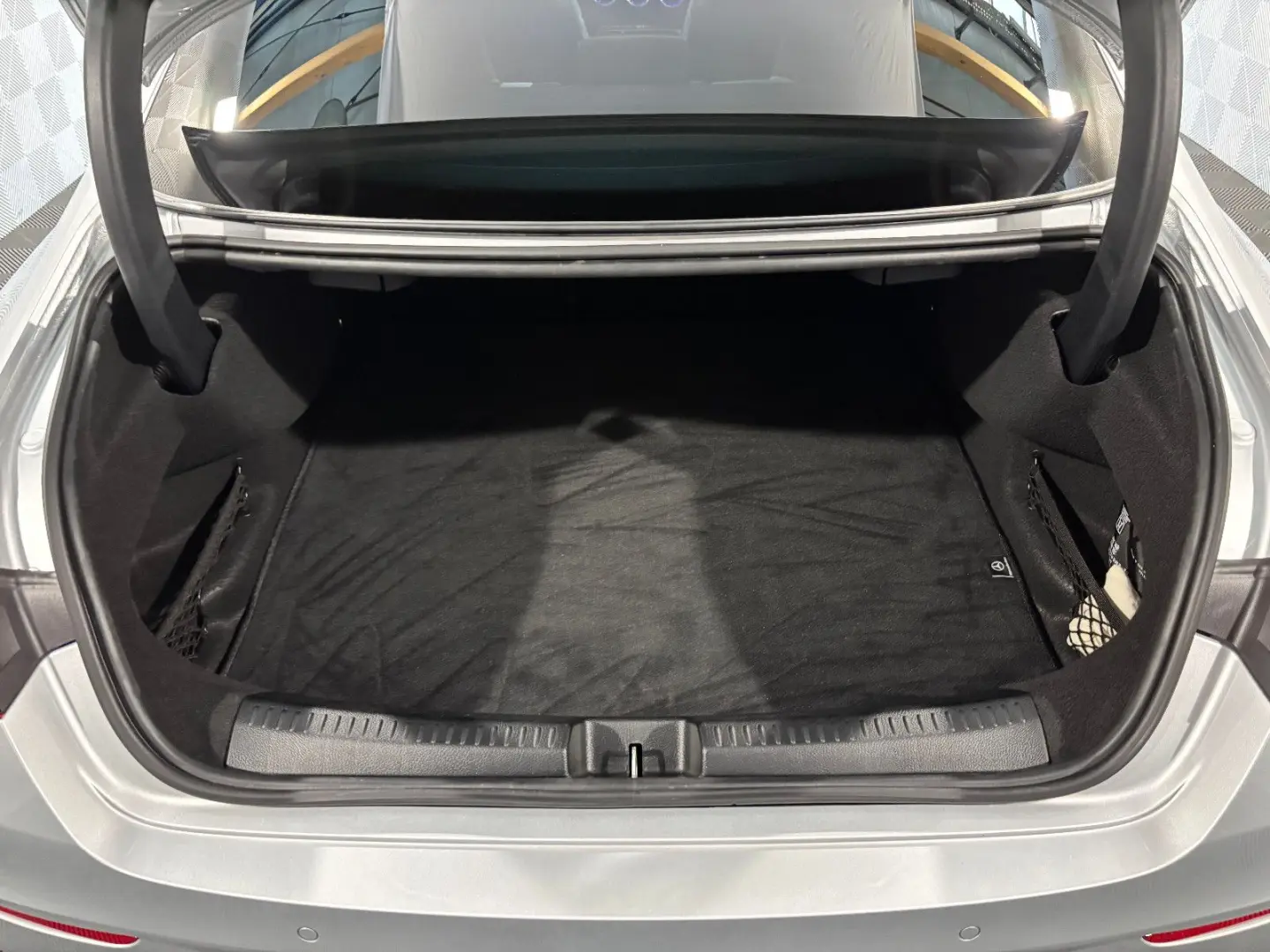 CLA 250 AMG PANO-R.KAM-TEMPO-LED-AHK-AMBIENTE-19