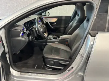 CLA 250 AMG PANO-R.KAM-TEMPO-LED-AHK-AMBIENTE-19