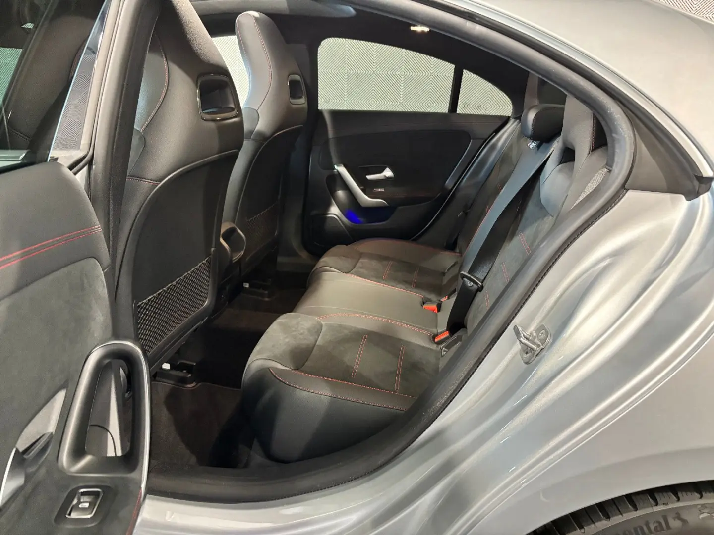 CLA 250 AMG PANO-R.KAM-TEMPO-LED-AHK-AMBIENTE-19