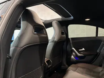CLA 250 AMG PANO-R.KAM-TEMPO-LED-AHK-AMBIENTE-19