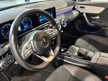 CLA 250 AMG PANO-R.KAM-TEMPO-LED-AHK-AMBIENTE-19