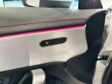 CLA 250 AMG PANO-R.KAM-TEMPO-LED-AHK-AMBIENTE-19