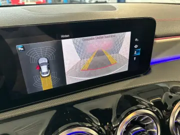 CLA 250 AMG PANO-R.KAM-TEMPO-LED-AHK-AMBIENTE-19