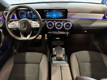 CLA 250 AMG PANO-R.KAM-TEMPO-LED-AHK-AMBIENTE-19