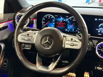 CLA 250 AMG PANO-R.KAM-TEMPO-LED-AHK-AMBIENTE-19