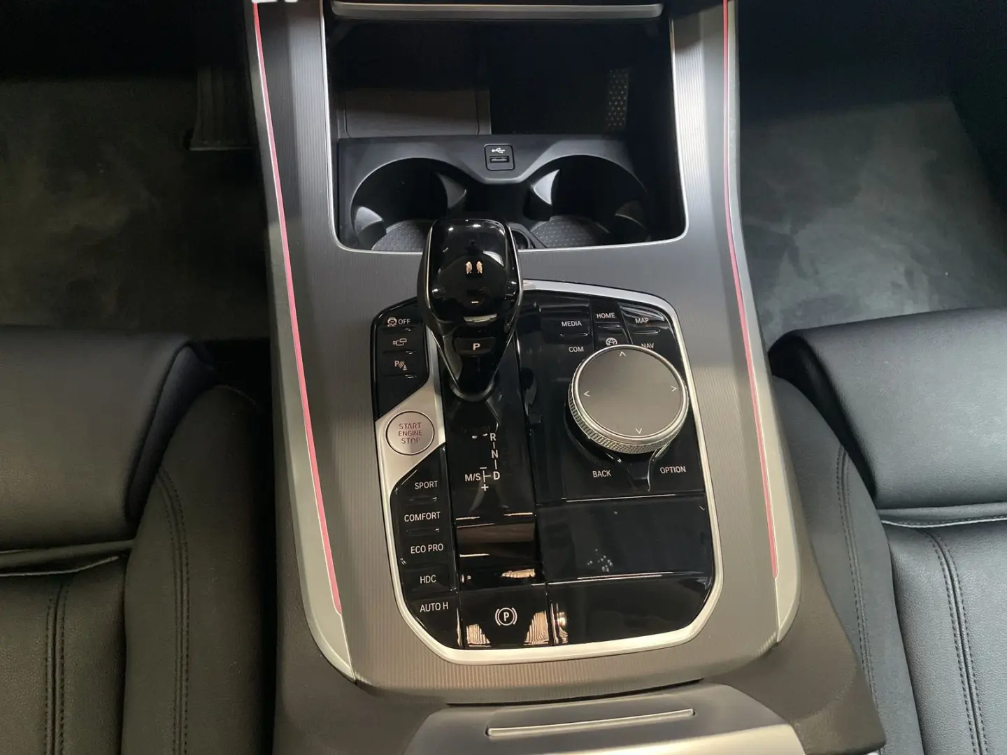 X5 xDrive40d LiveCockpitProf PDC LED Sitzheizung