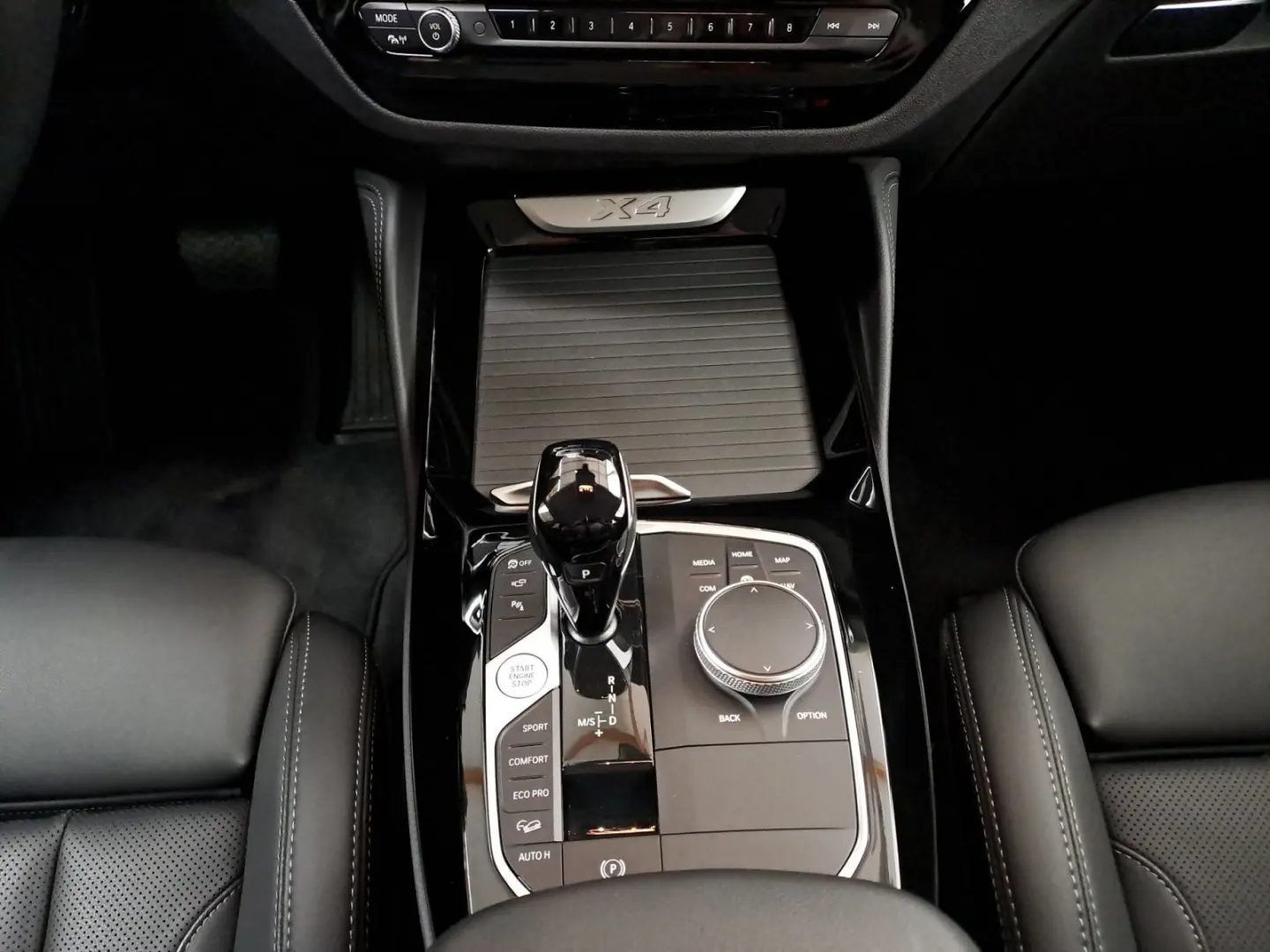 X4 xDrive20i AHK LiveCockpitProf Kamera LED