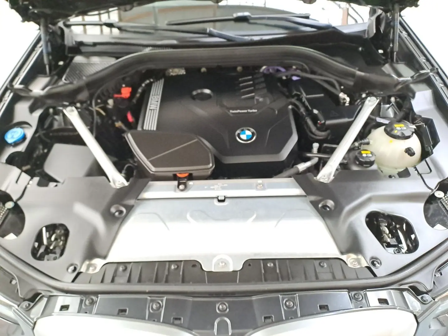 X4 xDrive20i AHK LiveCockpitProf Kamera LED