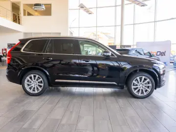 Volvo XC 90 T8