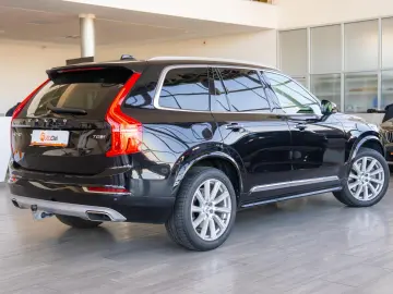 Volvo XC 90 T8