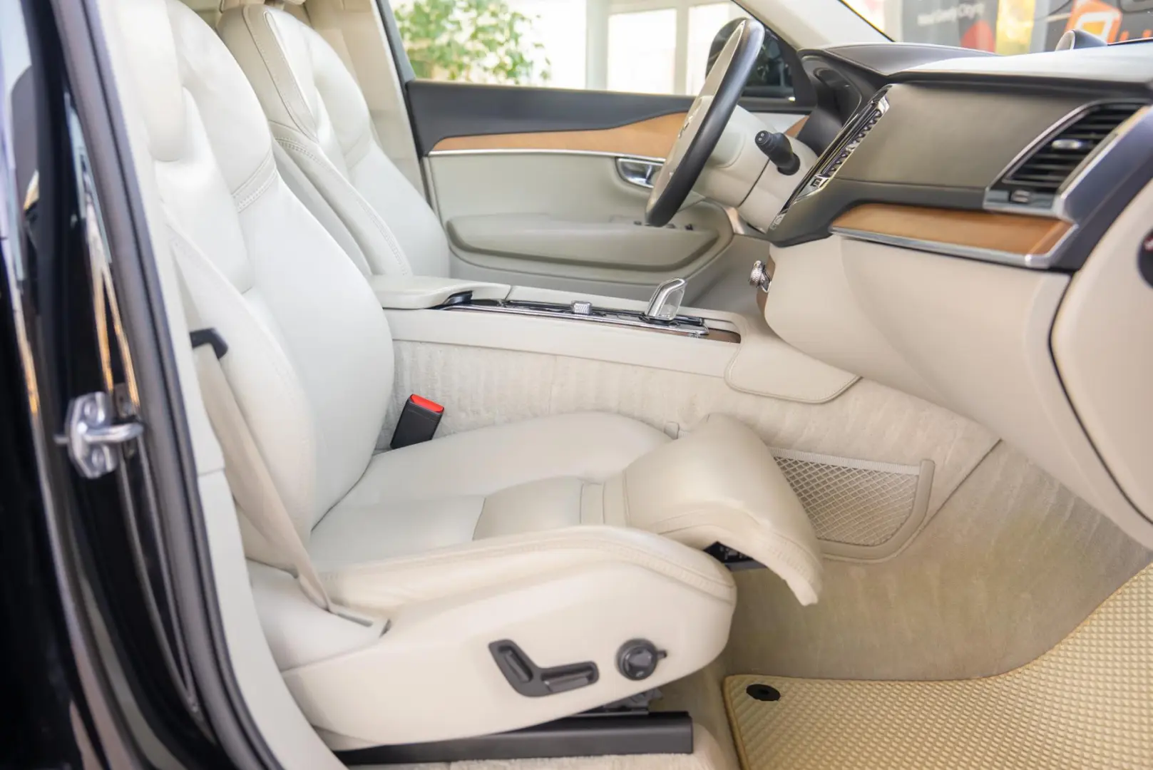 Volvo XC 90 T8