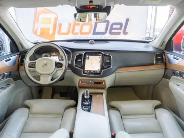 Volvo XC 90 T8