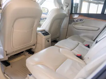 Volvo XC 90 T8