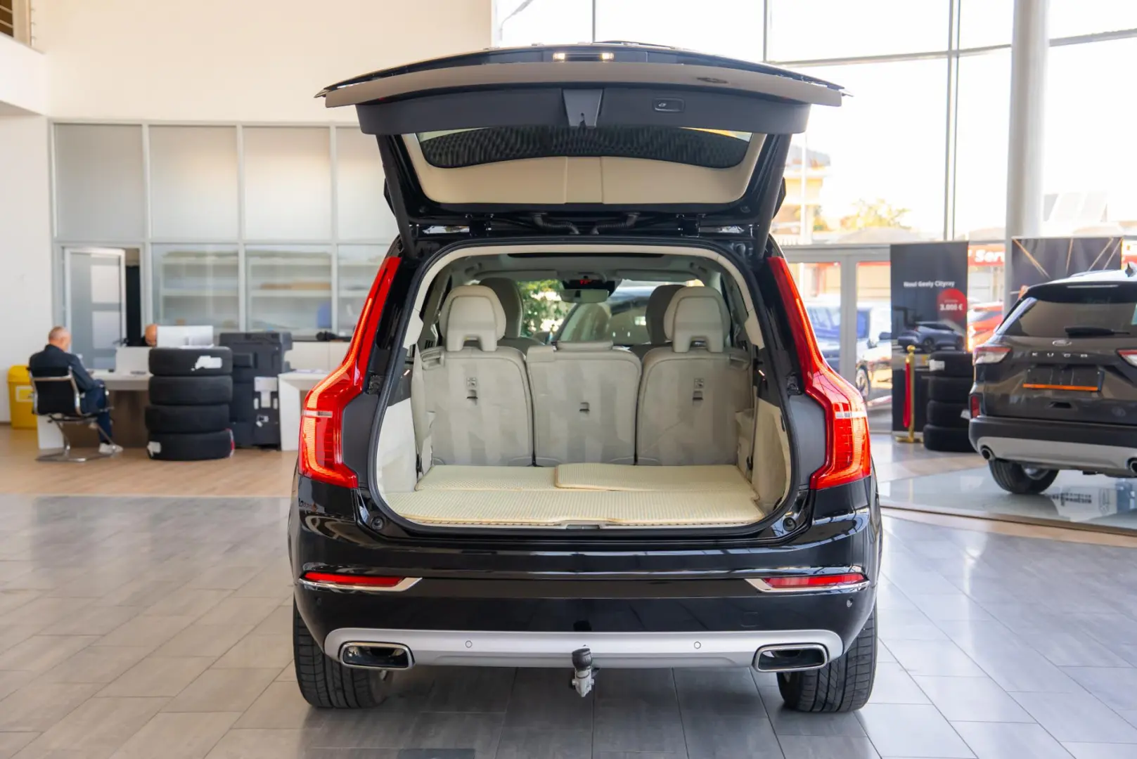 Volvo XC 90 T8