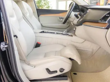 Volvo XC 90 T8 Inscription