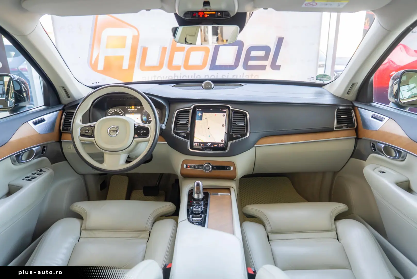 Volvo XC 90 T8 Inscription 7 Locuri