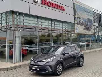 Toyota CHR 2.0 hybrid 184 cp CVT Classy