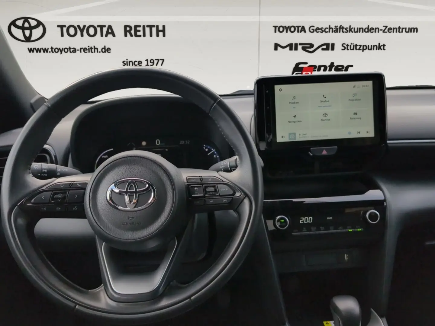 Yaris Cross Hybrid 1.5 VVT-i Team Deutschland -