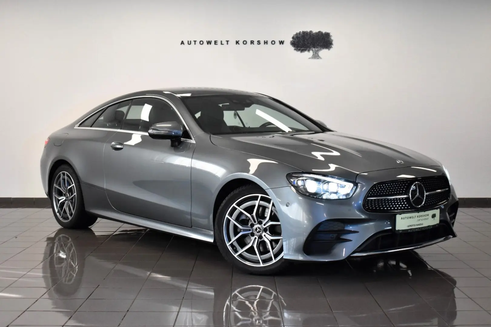 E 200 Coupe AMG LINE  MULTIBEAM KAMERA WIDE HUD