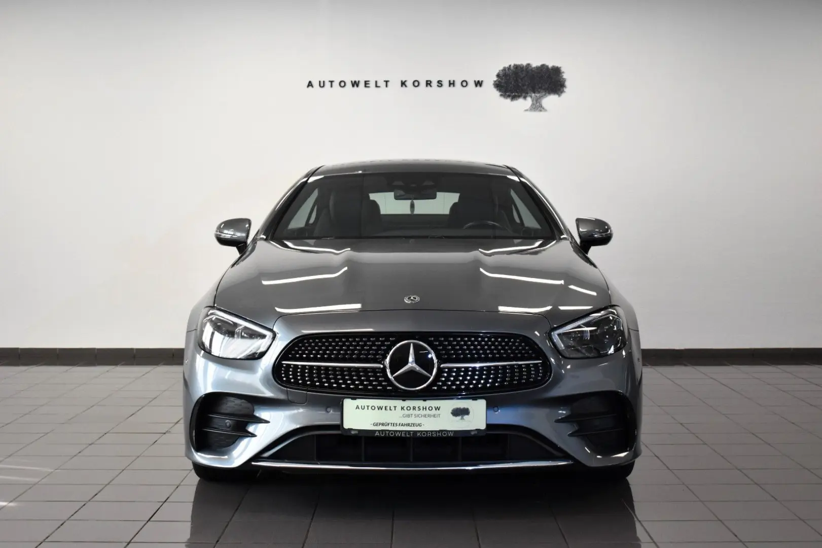 E 200 Coupe AMG LINE  MULTIBEAM KAMERA WIDE HUD