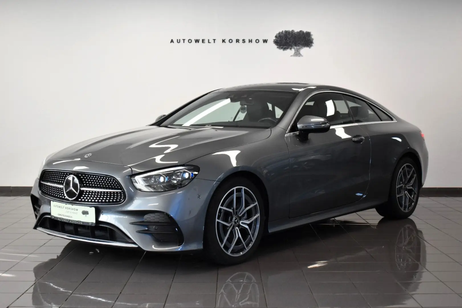 E 200 Coupe AMG LINE  MULTIBEAM KAMERA WIDE HUD