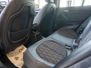 BMW X1 F48 xDrive18d