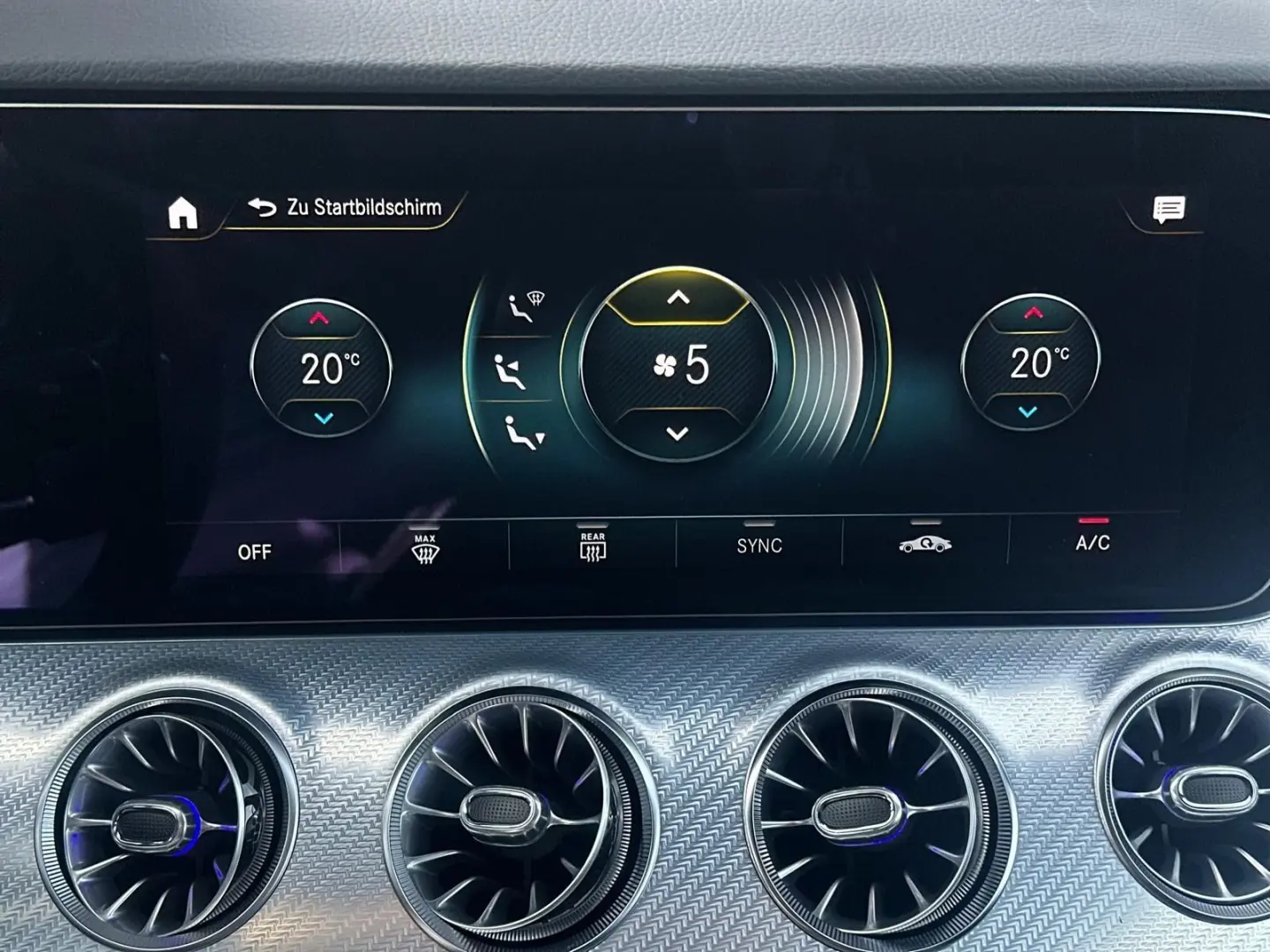 E 200 COUPE 9G  AMG-LINE WIDESCREEN 360  KEYLESS