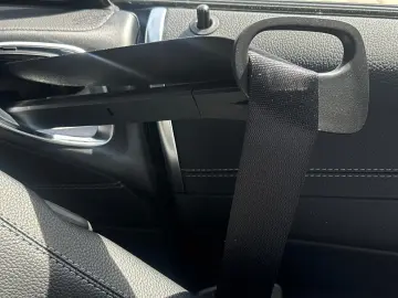 E 200 COUPE 9G  AMG-LINE WIDESCREEN 360  KEYLESS