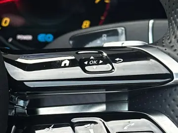 E 200 COUPE 9G  AMG-LINE WIDESCREEN 360  KEYLESS
