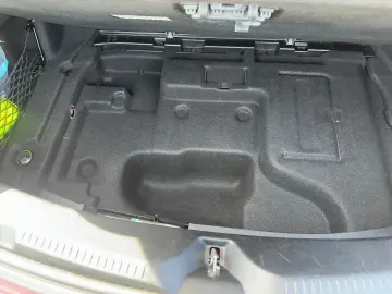 E 200 COUPE 9G  AMG-LINE WIDESCREEN 360  KEYLESS